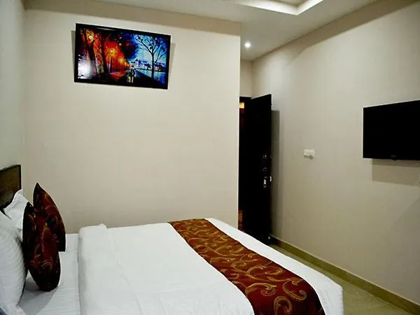 Hotel The Orchid Agra