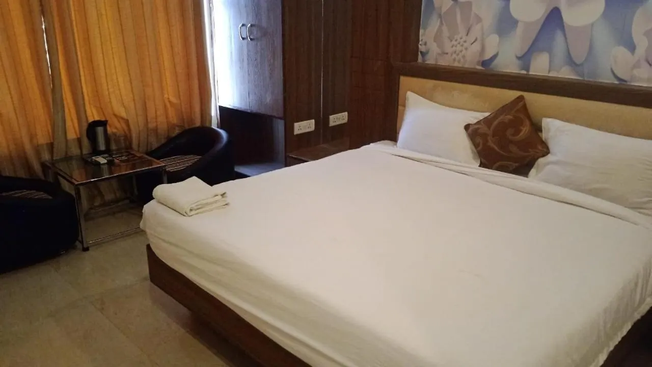Hotel The Orchid Agra  3*, Agra (Uttar Pradesh)