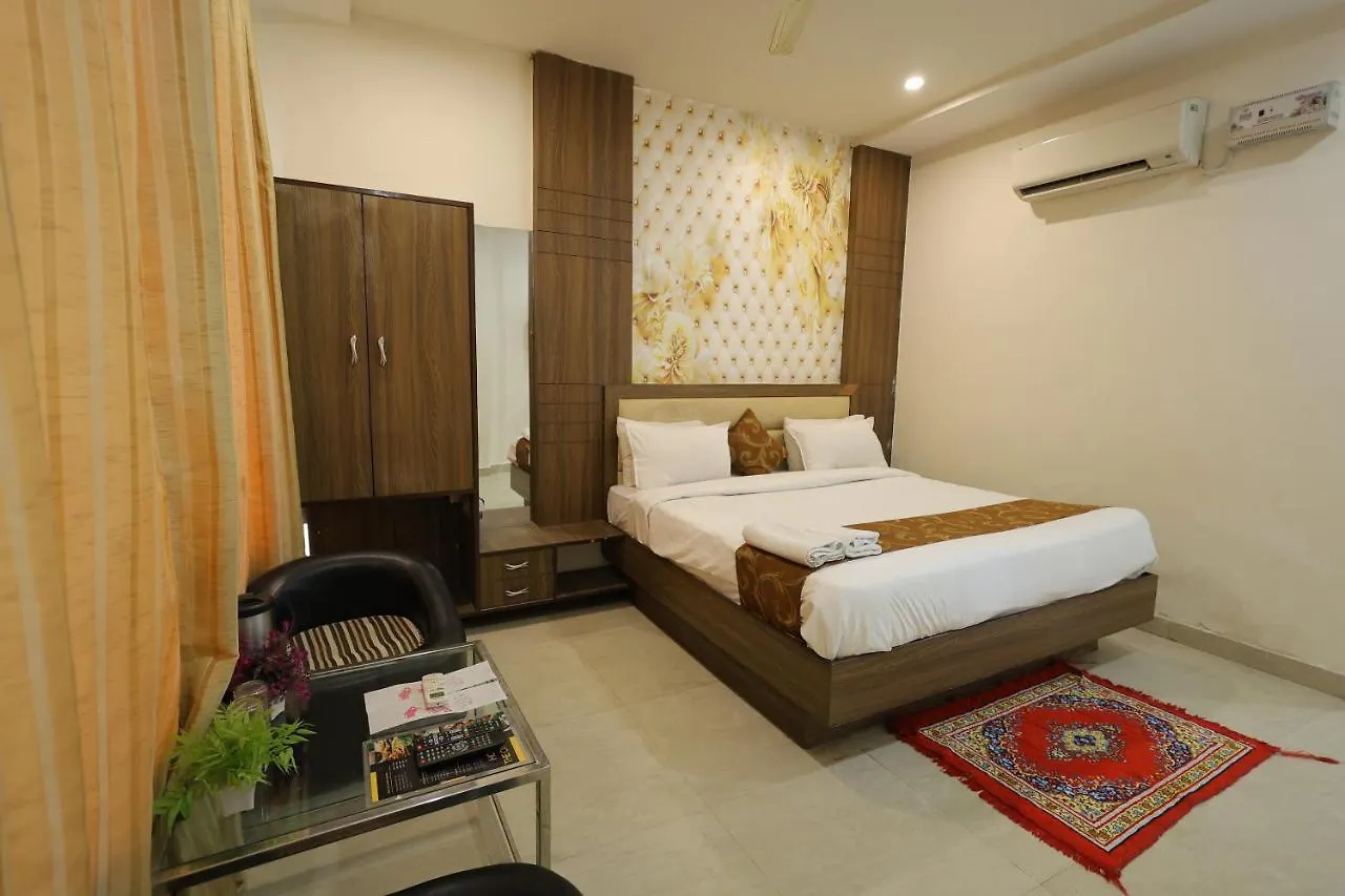 Hotel The Orchid Agra