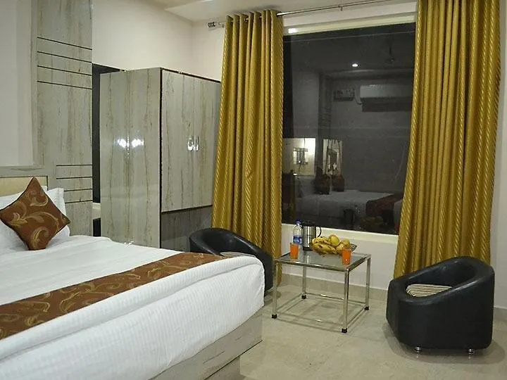 Hotel The Orchid Agra  3*, Agra (Uttar Pradesh)